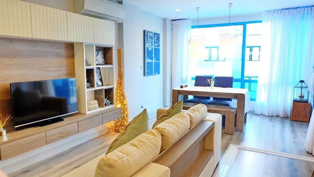 The Crest Santora Hua Hin Apartment Room photo